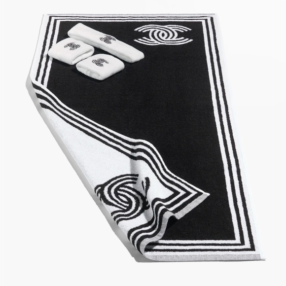 Chanel sports set - Picture 3 of 9